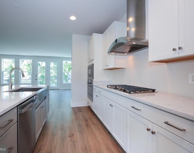 6902 Karter Robinson Drive - Photo Thumbnail 6