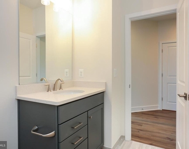 6902 Karter Robinson Drive - Photo Thumbnail 23