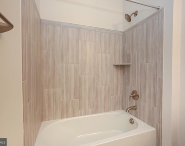 6902 Karter Robinson Drive - Photo Thumbnail 22