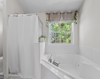 43340 Wintersrun Court - Photo Thumbnail 21