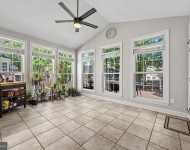 43340 Wintersrun Court - Photo Thumbnail 15