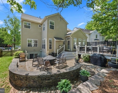 43340 Wintersrun Court - Photo Thumbnail 36
