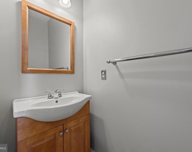 43340 Wintersrun Court - Photo Thumbnail 12