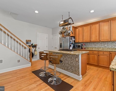 43340 Wintersrun Court - Photo Thumbnail 14