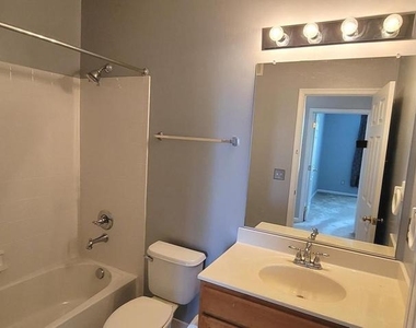 43840 Hickory Corner Terrace - Photo Thumbnail 11