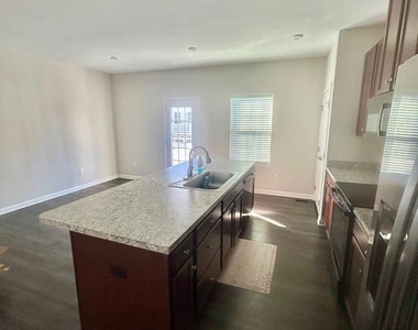 10248 Willmark Way - Photo Thumbnail 4