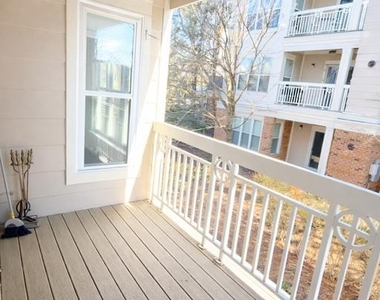 12919 Alton Square - Photo Thumbnail 10