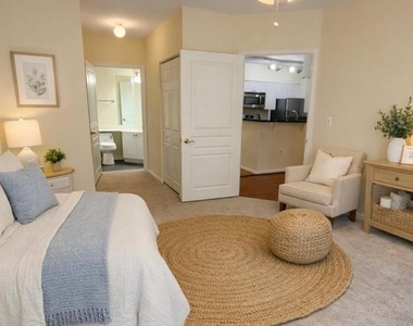 12919 Alton Square - Photo Thumbnail 4