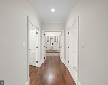 8305 Fox Haven Drive - Photo Thumbnail 36