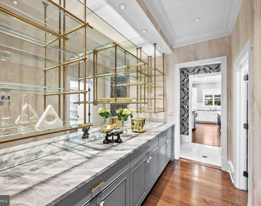 8305 Fox Haven Drive - Photo Thumbnail 13