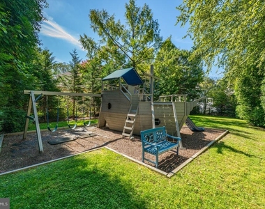 8305 Fox Haven Drive - Photo Thumbnail 8