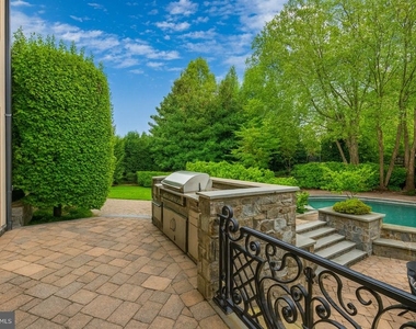 8305 Fox Haven Drive - Photo Thumbnail 51