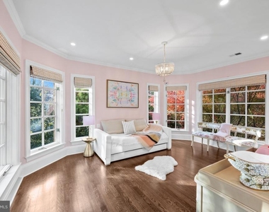 8305 Fox Haven Drive - Photo Thumbnail 37