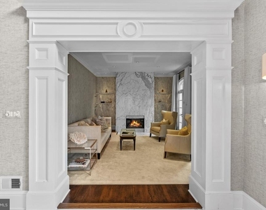 8305 Fox Haven Drive - Photo Thumbnail 11