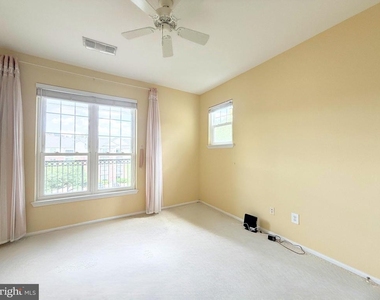 1580 Spring Gate Drive - Photo Thumbnail 12
