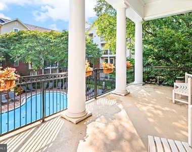 1580 Spring Gate Drive - Photo Thumbnail 20