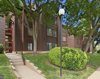 2822 Lee Oaks Place - Photo Thumbnail 24