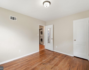 7605 Fisher Drive - Photo Thumbnail 17