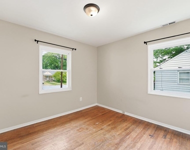7605 Fisher Drive - Photo Thumbnail 15