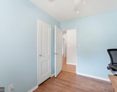 7605 Fisher Drive - Photo Thumbnail 14