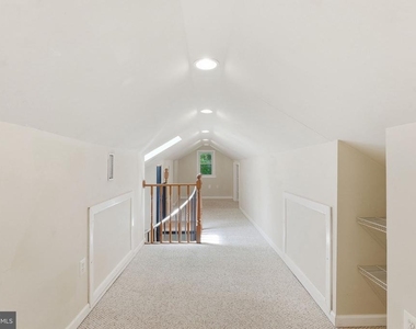 7605 Fisher Drive - Photo Thumbnail 12