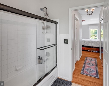 7012 Tiffany Court - Photo Thumbnail 25