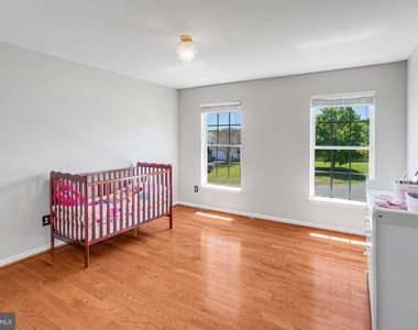 7012 Tiffany Court - Photo Thumbnail 31