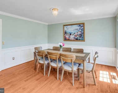7012 Tiffany Court - Photo Thumbnail 17