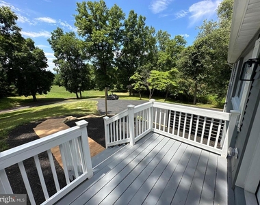 12317 Metlock Road - Photo Thumbnail 2