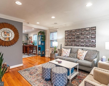 1206 Colonial Avenue - Photo Thumbnail 3
