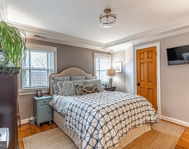 1206 Colonial Avenue - Photo Thumbnail 22
