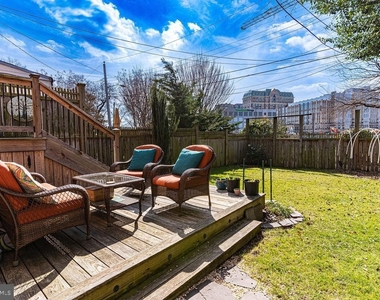 1206 Colonial Avenue - Photo Thumbnail 37