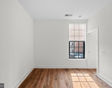 1312 King Street - Photo Thumbnail 24