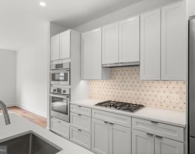 1312 King Street - Photo Thumbnail 18