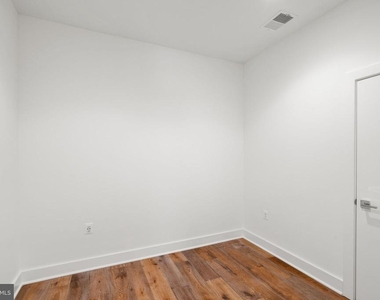 1312 King Street - Photo Thumbnail 27