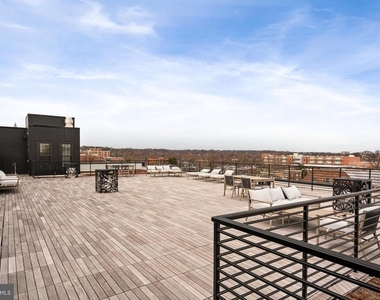 1312 King Street - Photo Thumbnail 31
