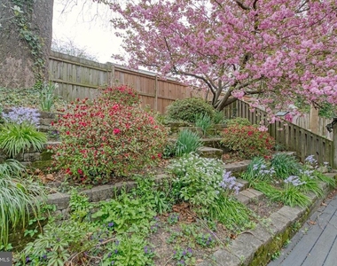 113 E Taylor Run Parkway - Photo Thumbnail 12