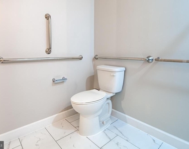 1012 Duke Street - Photo Thumbnail 21