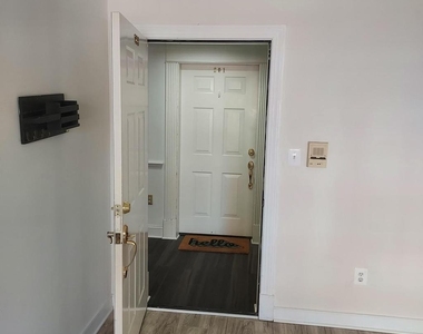 610 Madison Street - Photo Thumbnail 5