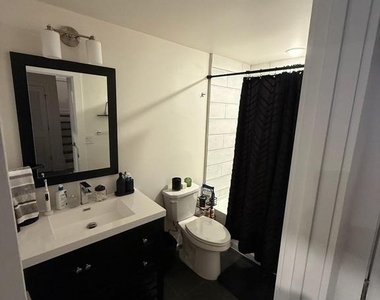 1115 Germantown Avenue - Photo Thumbnail 6