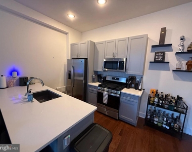 1115 Germantown Avenue - Photo Thumbnail 3