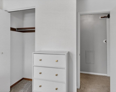 4870 Foxfire Trail - Photo Thumbnail 18