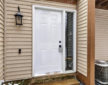 4870 Foxfire Trail - Photo Thumbnail 4