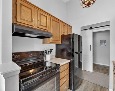 4870 Foxfire Trail - Photo Thumbnail 14