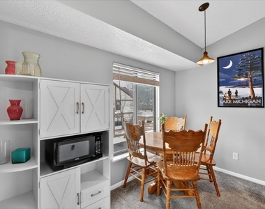 4870 Foxfire Trail - Photo Thumbnail 9