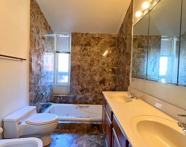 2030 Walnut Street - Photo Thumbnail 4