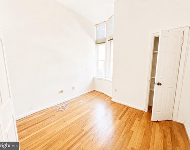 2030 Walnut Street - Photo Thumbnail 5