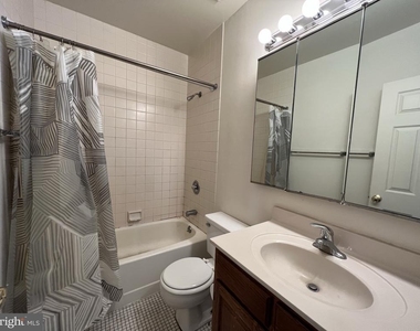 2030 Walnut Street - Photo Thumbnail 8