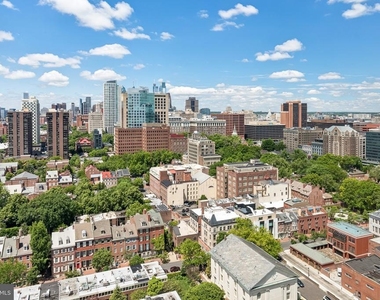 210 Locust Street - Photo Thumbnail 15