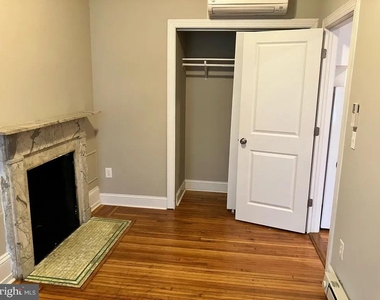 1527 Spruce Street - Photo Thumbnail 6